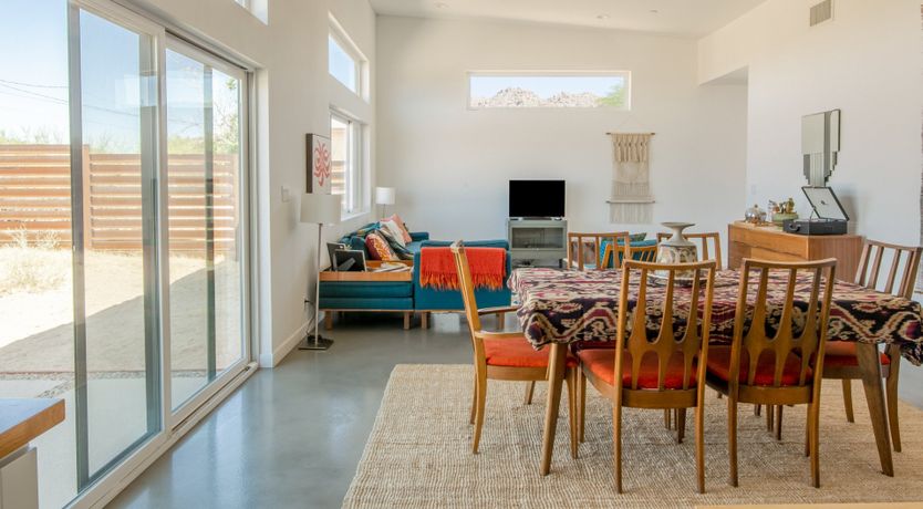 Photo of The Roadrunner