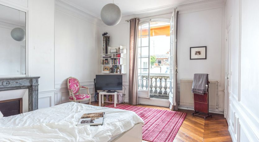 Photo of Dear Pigalle