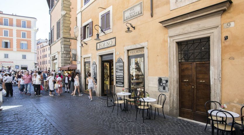 Photo of Sandalwood & Bergamot