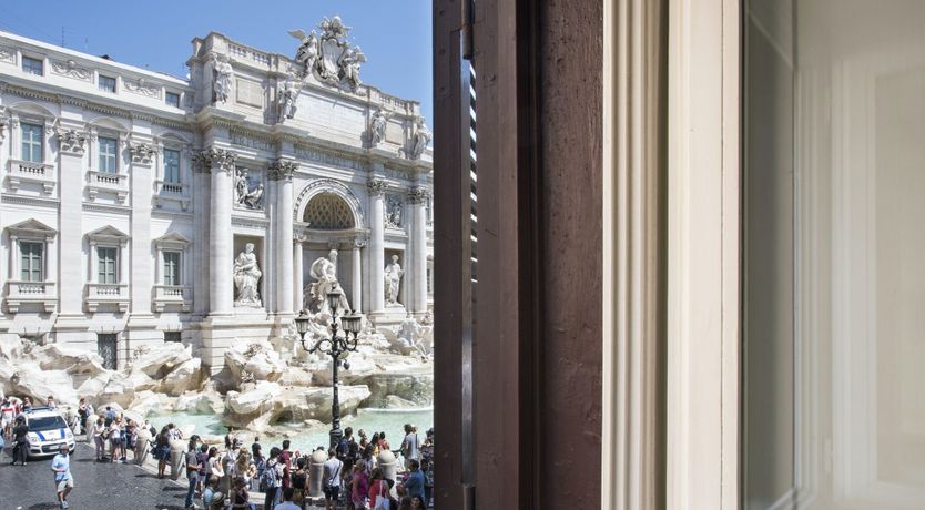 Photo of Sandalwood & Bergamot