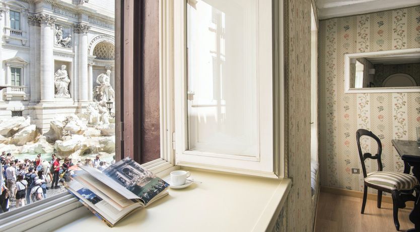 Photo of Sandalwood & Bergamot