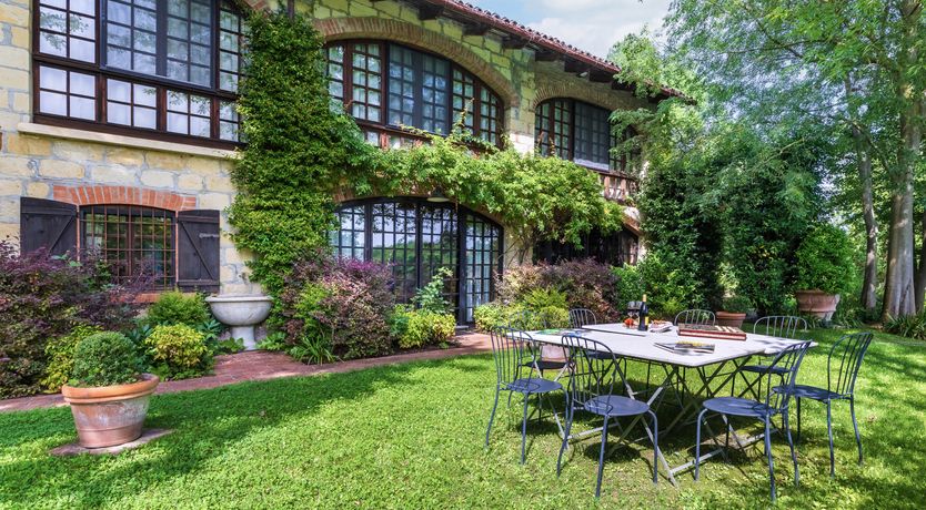 Photo of A Royal Rose