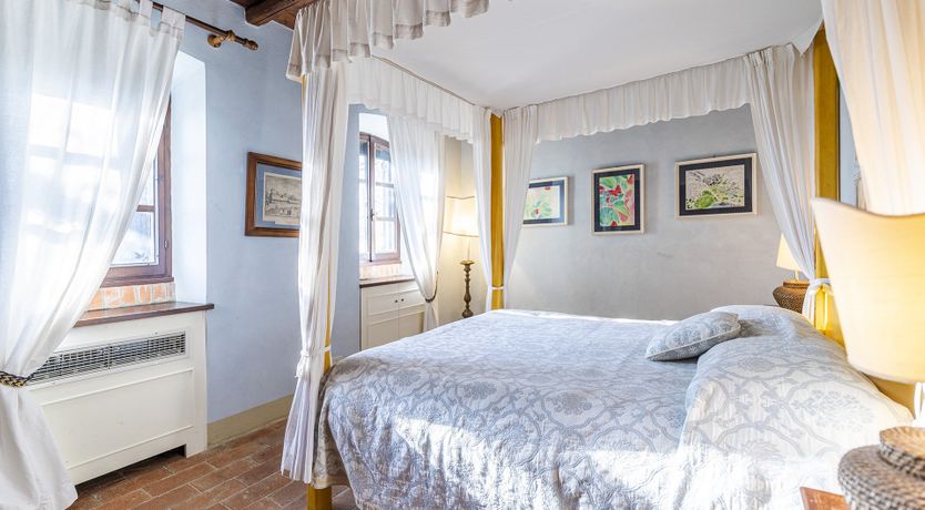 Photo of A Royal Rose