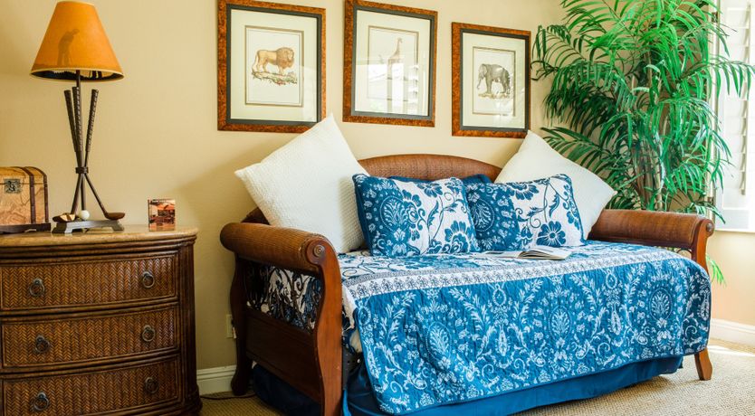 Photo of Antiques On The Green