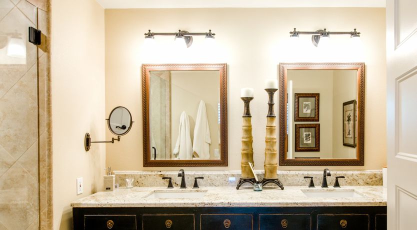 Photo of Antiques On The Green