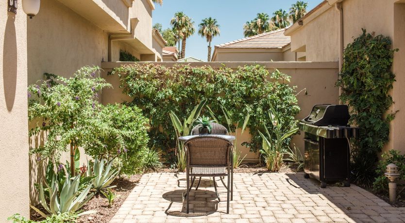 Photo of Antiques On The Green