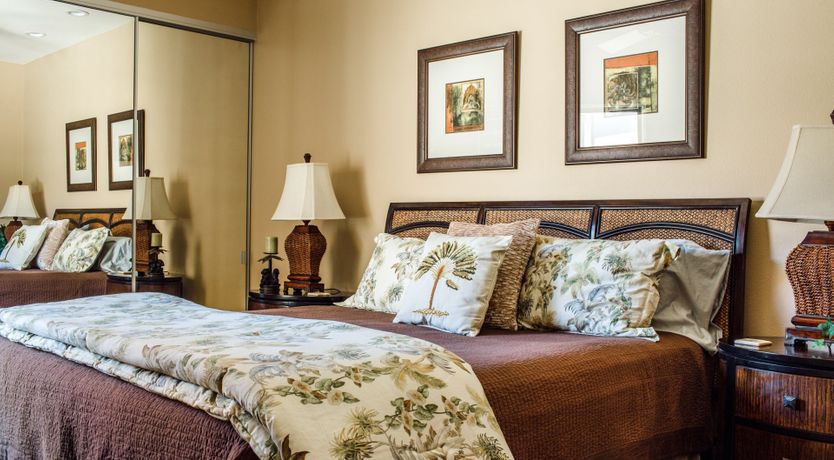 Photo of Antiques On The Green