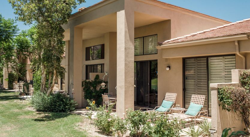 Photo of Antiques On The Green