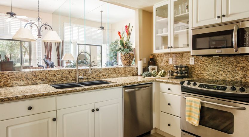 Photo of Antiques On The Green