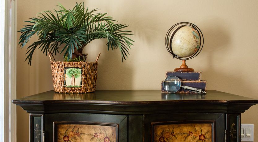 Photo of Antiques On The Green