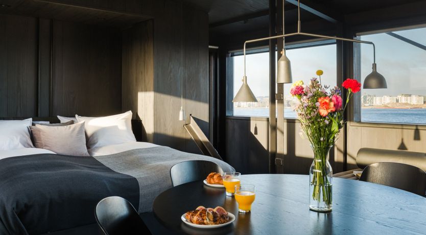 Photo of The Old Coal Crane