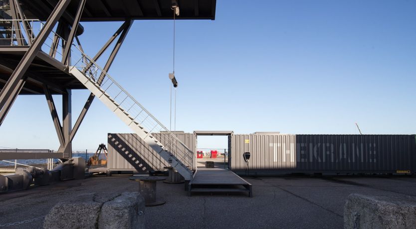 Photo of The Old Coal Crane