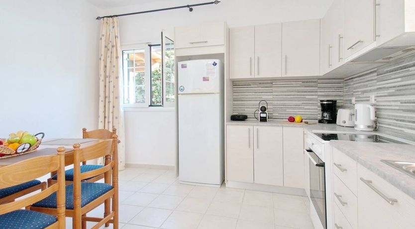 Photo of Cover Me In Sunshine