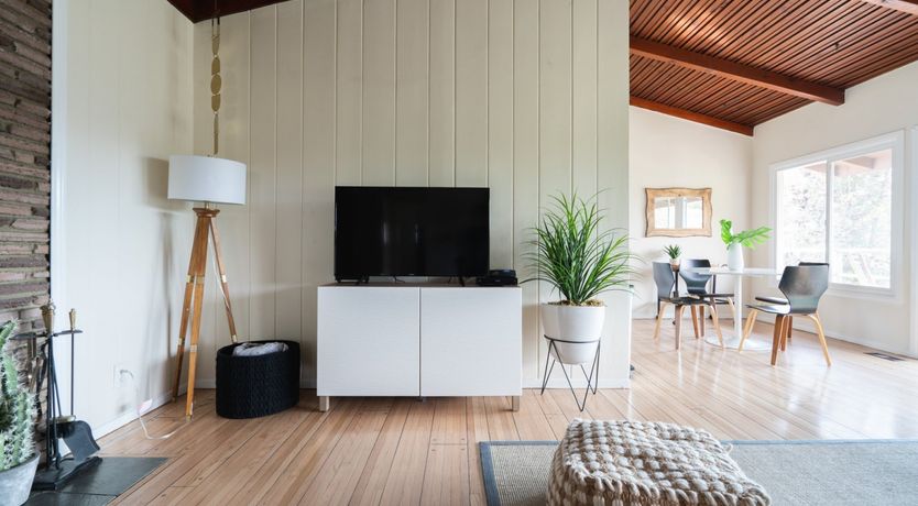 Photo of Leather Leaves