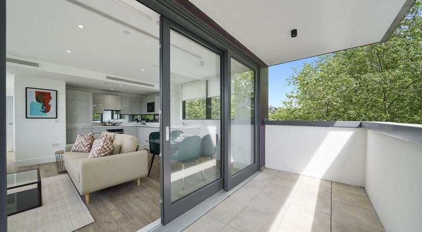 Photo of Arborea In White