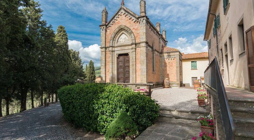 Photo of Twin Set & Pearls