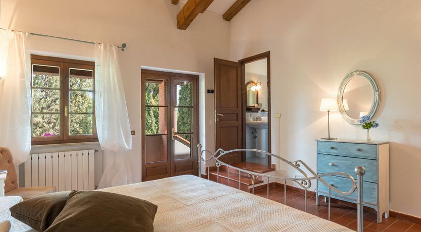 Photo of Twin Set & Pearls