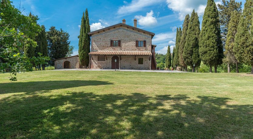 Photo of Twin Set & Pearls