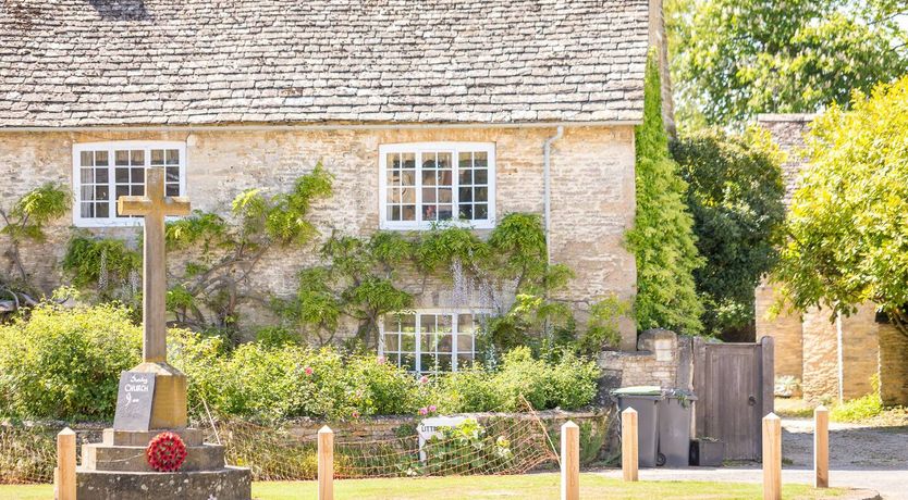 Photo of Dunford Barn