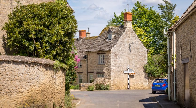 Photo of Dunford Barn