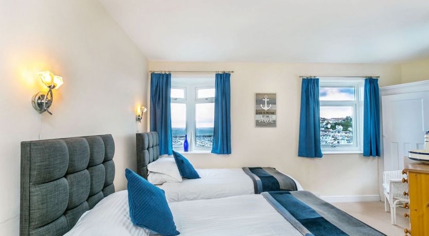 Photo of Aquamarine Heights