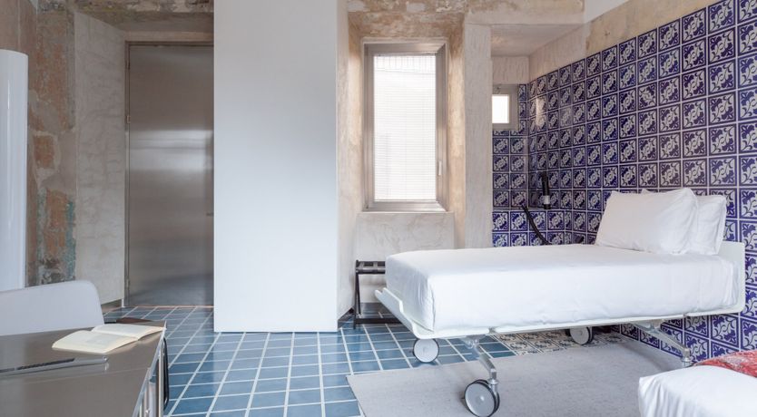 Photo of Mirror Indigo