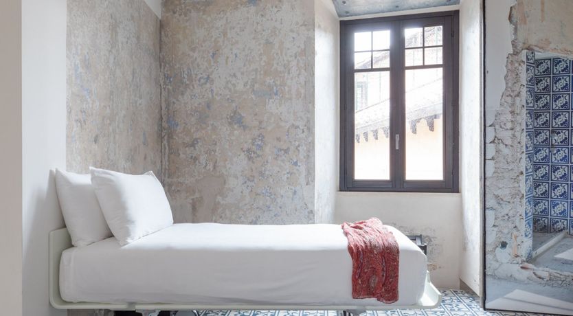 Photo of Mirror Indigo