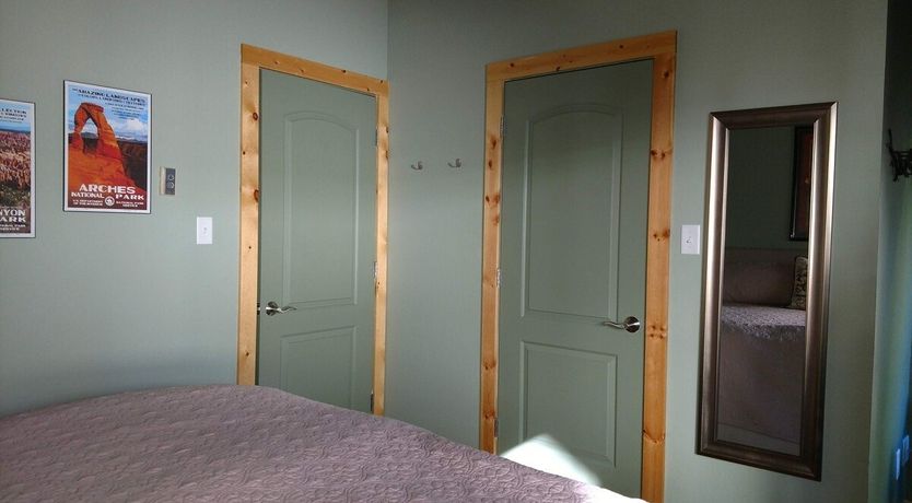 Photo of Creek & Glen