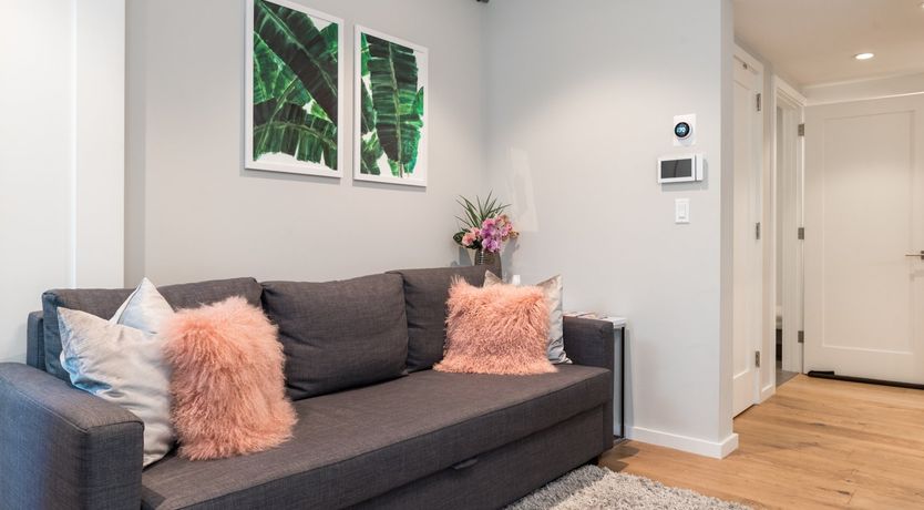 Photo of Rosehip Palms