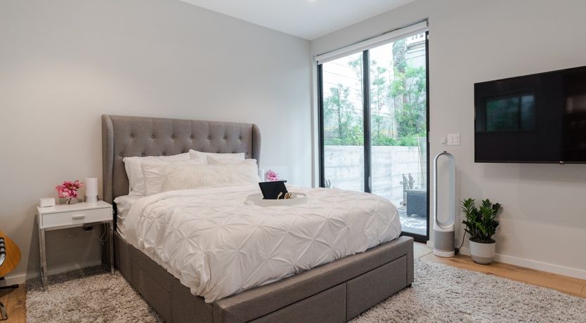 Photo of Rosehip Palms