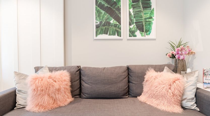 Photo of Rosehip Palms