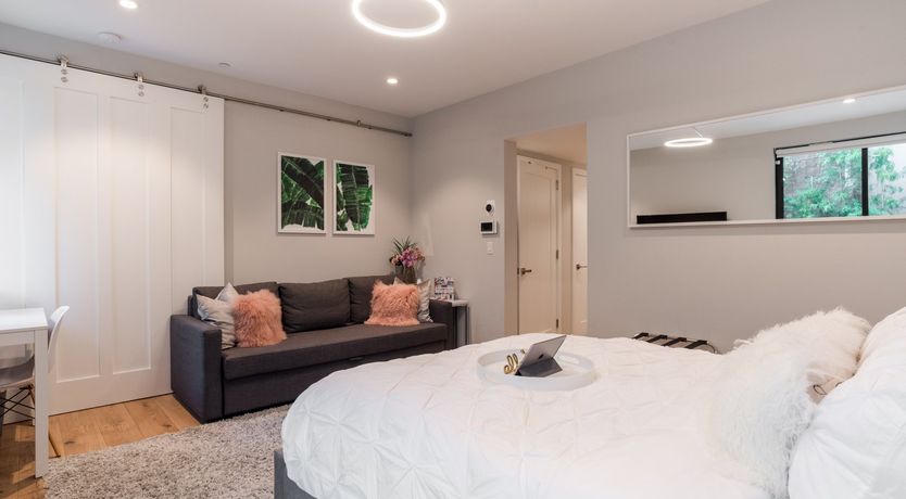 Photo of Rosehip Palms