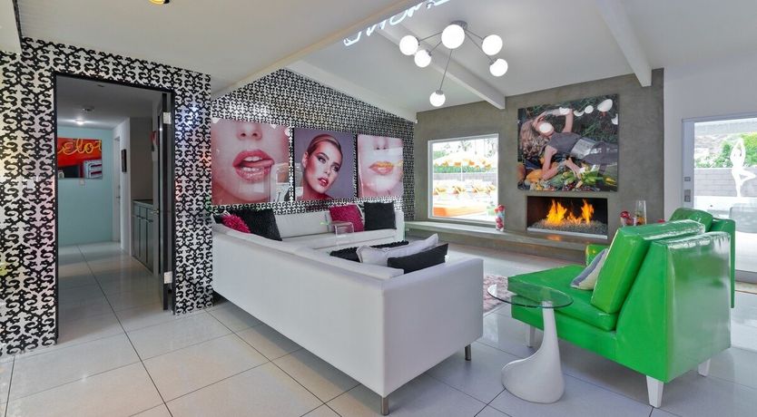 Photo of Warhol and Wine