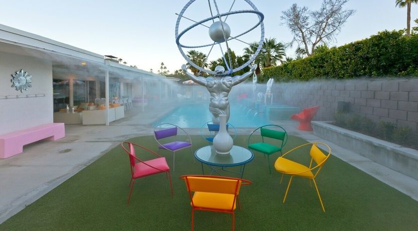 Photo of Warhol and Wine