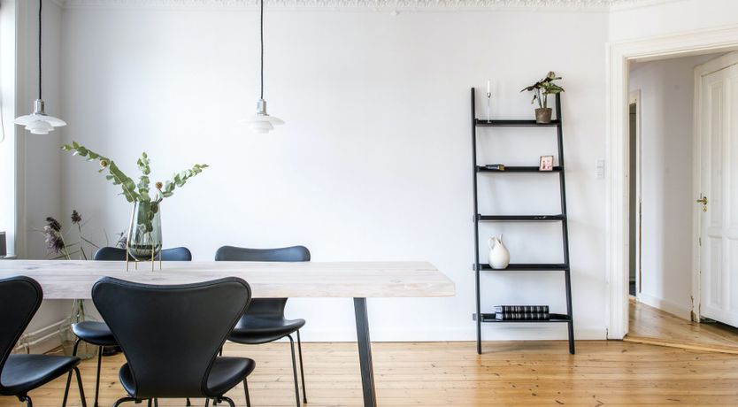 Photo of The Yellow Parasol