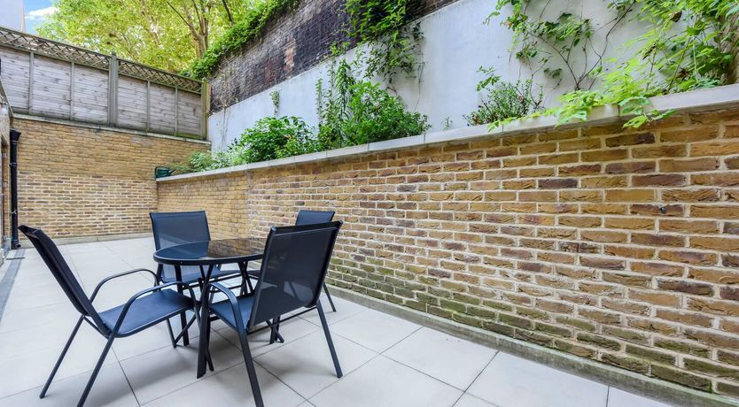 Photo of Rhubarb Crumble