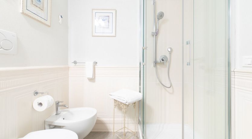 Photo of White Sparkle