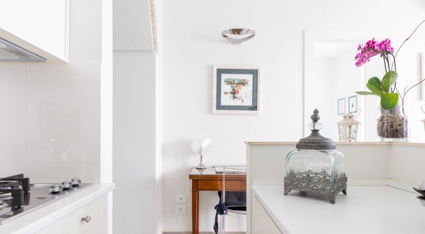 Photo of White Sparkle