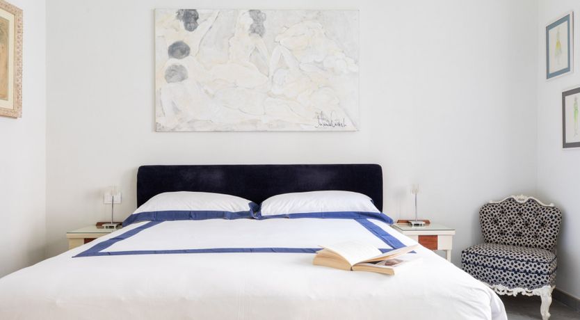 Photo of White Sparkle