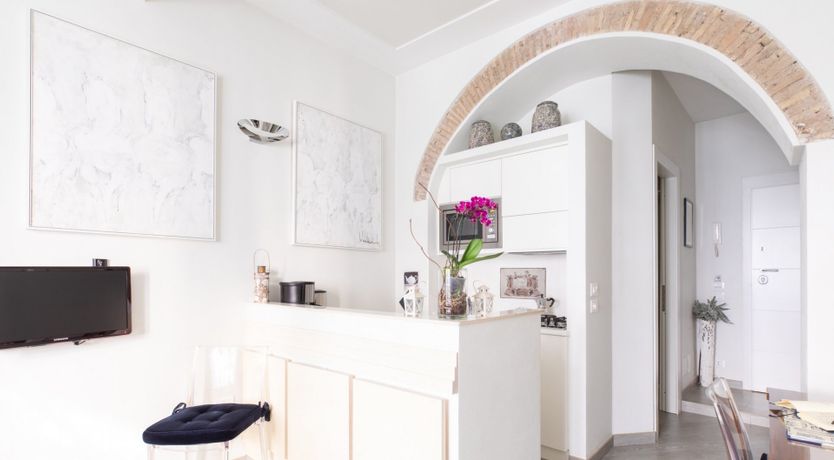 Photo of White Sparkle