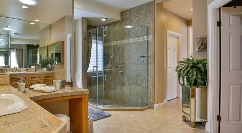 Photo of Sandy Crest