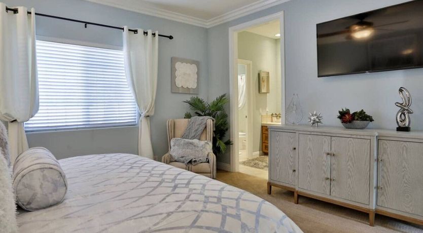 Photo of Sandy Crest