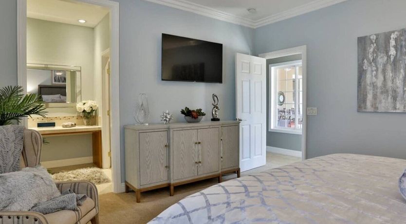 Photo of Sandy Crest