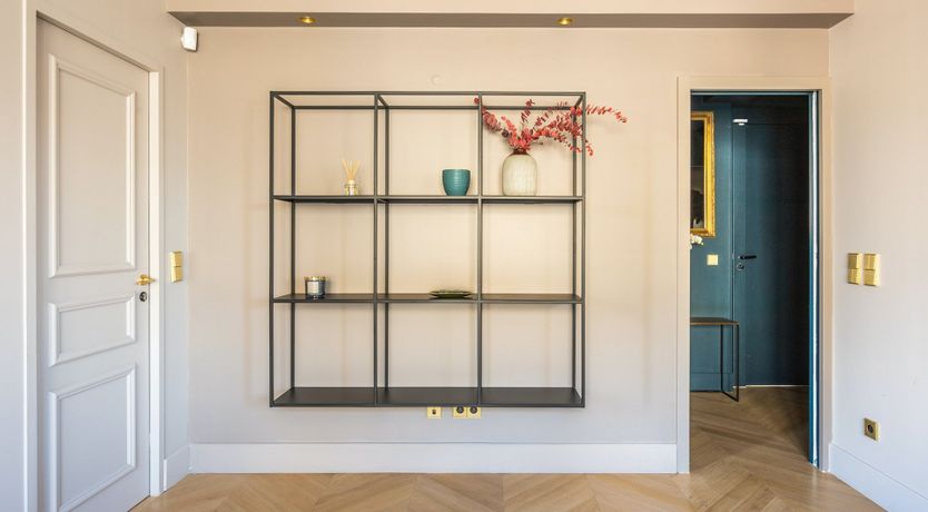 Photo of Gold'n Marble