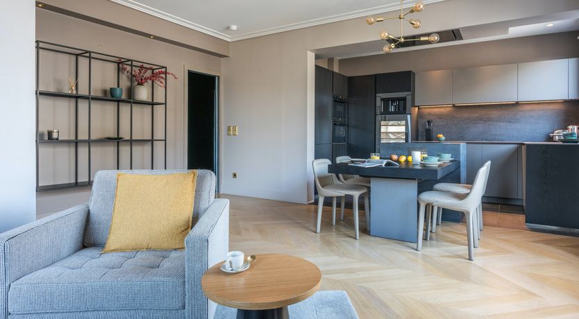 Photo of Gold'n Marble