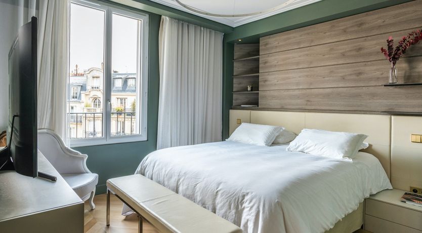 Photo of Gold'n Marble