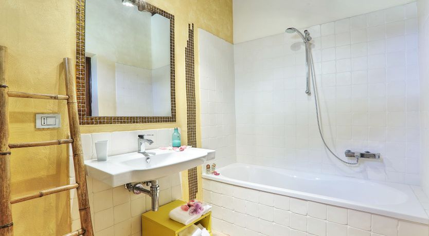 Photo of Olive & The Roses