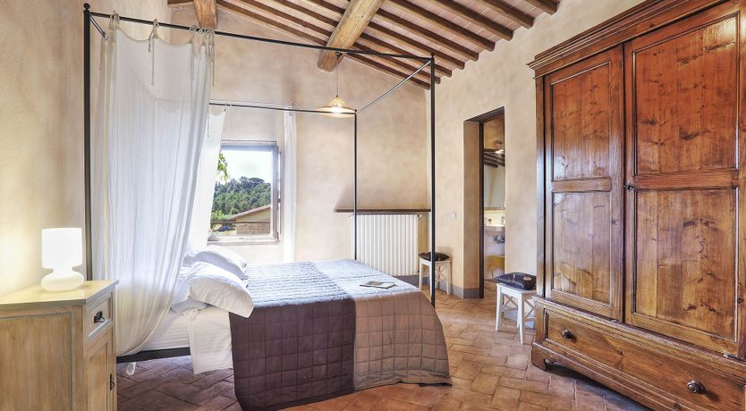 Photo of Olive & The Roses