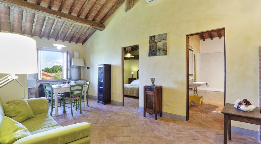 Photo of Olive & The Roses