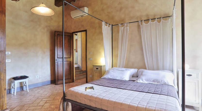 Photo of Olive & The Roses